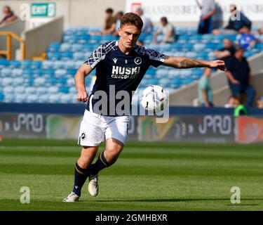 LONDON, Großbritannien, 18. SEPTEMBER: Ben Thompson von Millwall während der Sky Bet Championship zwischen Millwall und Coventry City im Den Stadium, Stockfoto