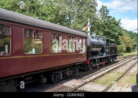 Nostalgische Szenen in der Goathland Heritage Railway, Teil des Filmset für das Fernsehprogramm Heartbeat, das in den 1960er Jahren in der sogenannten Stadt Aidensfield gedreht wurde Stockfoto