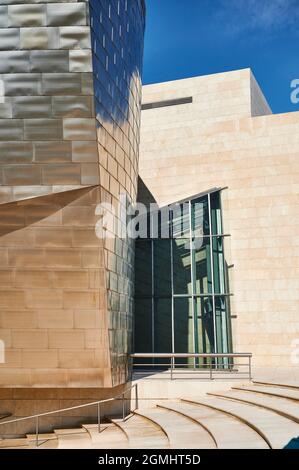 Architektonisches Detail des Guggenheim-Museums, Bilbao, Biskaya, Baskenland, Spanien Stockfoto