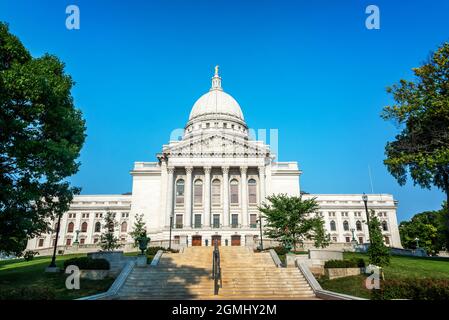 Wunderschönes und historisches Kapitolgebäude in Madison, Wisconsin Stockfoto