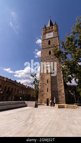 Baia Mare, Rumänien-20. August 2021: Foto des Stefan-Turms auf dem über 40 Meter hohen Zitadellenplatz befindet sich die St.-Stephans-Kirche Stockfoto