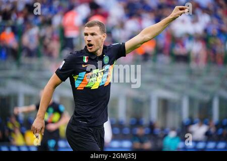 Edin Dzeko (Inter) während des Spiels Inter - FC Internazionale gegen FC Bologna, Italienische Fußballserie A in Mailand, Italien, September 18 2021 Stockfoto