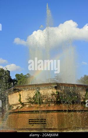 Brunnen in Queens Gardens, Kingston upon Hull, East Yorkshire, Großbritannien Stockfoto