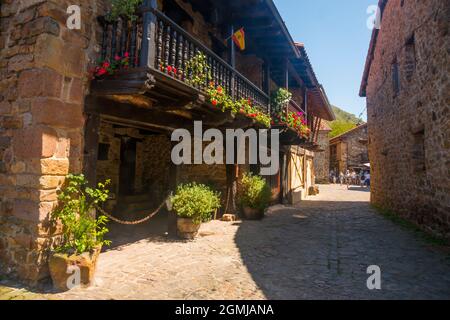 Traditionelle Architektur. Barcena Mayor, Kantabrien, Spanien. Stockfoto