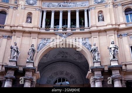 Galleria Umberto I in Neapel, Italien. Stockfoto