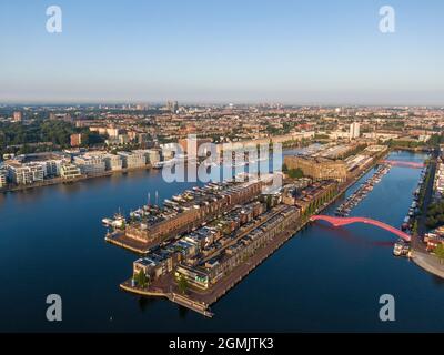 Luftaufnahme der Insel Borneo und des Wohngebietes in Amsterdam Stockfoto