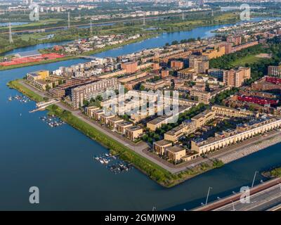 Luftaufnahme des Wohnviertels IJburg in Amsterdam Stockfoto