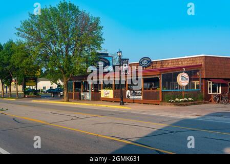 St. Ignace, MI - 14. Juli 2021: Das Driftwood Motel Restaurant und Sports Bar in St. Ignace, MI am 14. Juli 2021. Stockfoto