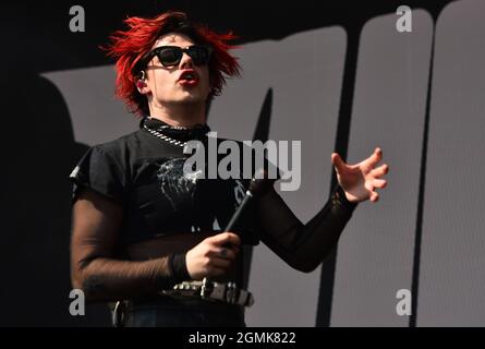 Yungblud tritt am 2021. September 2021 auf der Tagesbühne beim iHeartRadio Music Festival 18 im AREA15 in Las Vegas, Nevada, auf. Foto: Casey Flanigan/imageSPACE/MediaPunch Stockfoto