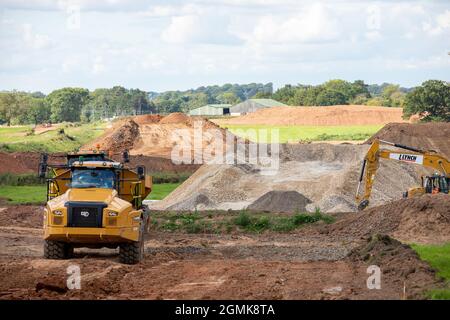 Beginn der Bauarbeiten am Abschnitt der Hochgeschwindigkeitsstrecke (HS2) in Berkswell, Warwickshire. Der Standort ist Teil des halben Meilen langen Tunnels, der von Burton Green in der Nähe von Kenilworth aus verläuft. Stockfoto