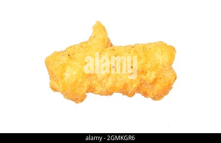 Makrobild von Käsekornpuff isoliert auf weißem Hintergrund mit Beschneidungspfad Stockfoto