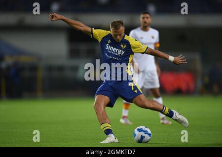 Antonin Barak (Hellas Verona) Während des italienischen "Serie A"-Spiels zwischen Hellas Verona 3-2 Roma im Marc Antonio Bentegodi-Stadion am 19. September 2021 in Verona, Italien. (Foto von Maurizio Borsari/AFLO) Stockfoto