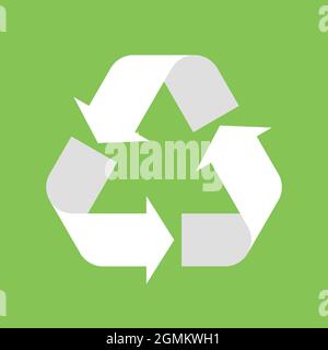 Universal Recycling Symbol. Umgekehrte Version. Thema: Geringer oder gar kein Abfall, klare Energie, Schutz natürlicher Ressourcen, Schutz natürlicher Ökosysteme oder ökologische Nachhaltigkeit des Planeten. Weiß-graues, flaches Vektorsymbol auf grünem Hintergrund. Stock Vektor