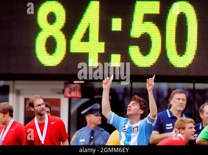 09 2012. JUNI: Lionel Messi (10) aus Argentinien erzielte nach seinem dritten Tor den Spielsieger gegen Brasilien bei einem internationalen Freundschaftsspiel bei M Stockfoto