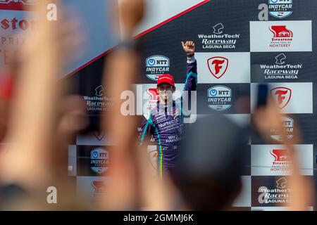 Monterey, Kalifornien, USA. September 2021. ROMAIN GROSJEAN (R) (51) aus Genf, Schweiz, wird 3. Beim Firestone Grand Prix von Monterey auf dem WeatherTech Raceway Laguna Seca in Monterey, Kalifornien. (Bild: © Kenneth Weisenberger Grindstone/ASP via ZUMA Press Wire) Stockfoto