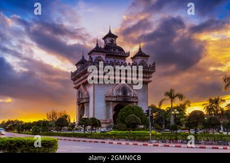 Patuxai bedeutet wörtlich Victory Gate in Vientiane, Laos Stockfoto