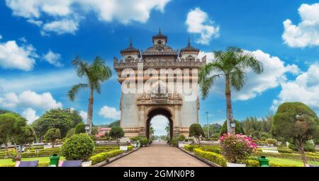 Patuxai bedeutet wörtlich Victory Gate in Vientiane, Laos Stockfoto