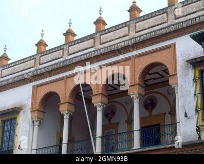 GALERIE PORTICADA DE LA FACHADA DEL PALACIO DE PILATOS - SIGLO XVI. Lage: PALACIO PILATOS. Sevilla. Sevilla. SPANIEN. Stockfoto