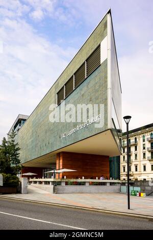 LAC Lugano Arte e Cultura und Museo d’arte della Svizzera italiana (MASI), erbaut vom Architekten Ivano Gianola der Tessiner Architekturschule. Anstoß Stockfoto