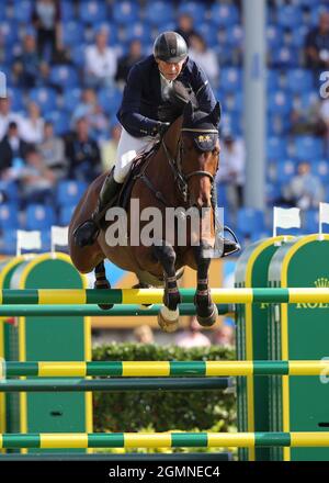 Stadt Aachen, Deutschland. 19. Sep, 2021. firo: 19.09.2021, Reitsport, Aachener Soers Pferdeshow, CHIO 2021, Springreiten, ROLEX GRAND PRIX, Jens FREDRICSON, Schweden, ON MARKAN COSMOPOLIT/dpa/Alamy Live News Stockfoto