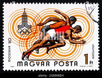 UNGARN - UM 1980: Eine in Ungarn gedruckte Briefmarke zeigt Running, Olympische Sommerspiele Moskau 1980, um 1980 Stockfoto