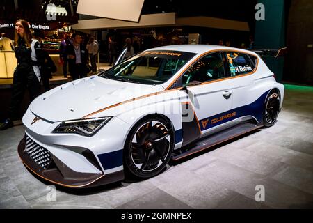 Der vollelektrische Rennwagen Cupra e-Racer wurde auf der IAA in Frankfurt vorgestellt. Deutschland - 10. September 2019 Stockfoto