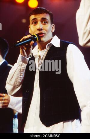 Alexander James McLean von den 'Backstreet Boys', amerikanische Gesangsgruppe, bei einem Auftritt in der Show 'Stars '96' in Baden-Baden, Deutschland 1996. Alexander James McLean von der amerikanischen Boyband 'Backstreet Boys', die 96 bei der Show 'Stars '1996' in Baden-Baden auftrat. Stockfoto