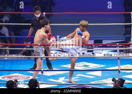 Kanagawa, Japan. September 2021. Das K-1 WORLD GP 2021 JAPAN Yokohama Festival fand in der Yokohama Arena in der Stadt Yokohama, Präfektur Kanagawa, statt. Thai Muay Thai Kämpfer Maki Dwansonpong nimmt am Turnier Teil. Am 20. September 2021 in Kanagawa, Japan. (Foto von Kazuki Oishi/Sipa USA) Quelle: SIPA USA/Alamy Live News Stockfoto