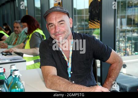 Dortmund, Deutschland, 11.9.21, Paul Blackthorne (Arrow) nimmt am 2 Teil. German Comic Con Dortmund Ltd Edition 2021, Westfalenhalle Credit: Holger Much/Alamy Li Stockfoto