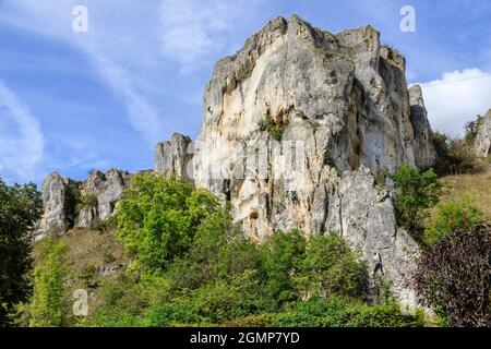 Frankreich, Yonne, Canal du Nivernais, Merry sur Yonne, Le Saussois, Die Rochers du Saussois, berühmte Kletteranlage in Frankreich, Kletterer // Frankreich, Yonne (8 Stockfoto