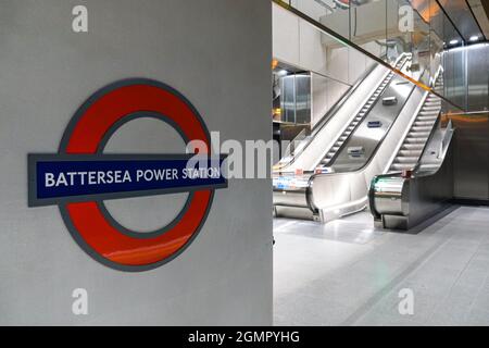 London Underground Neu eröffnetes Battersea Power Station an der Northern Line, London, England Vereinigtes Königreich Großbritannien Stockfoto