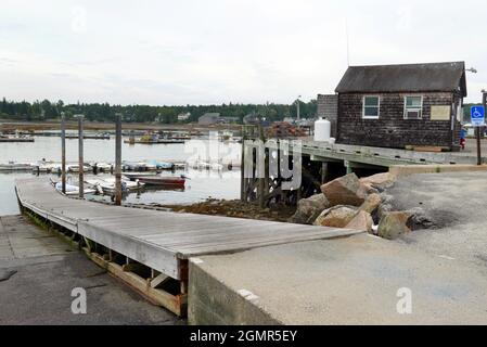 Das Dock in Tremont am Bass Harbor Maine auf Mount Desert Island. Stockfoto