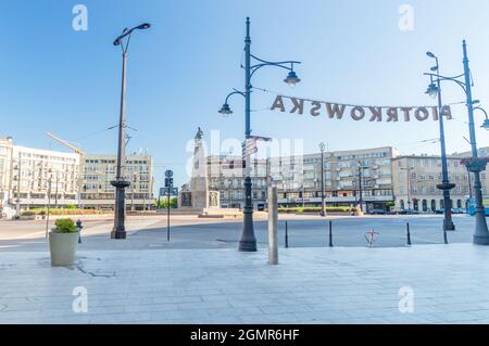 Lodz, Polen - 7. Juni 2021: Platz der Freiheit mit dem Denkmal für Tadeusz Kosciuszko. Stockfoto