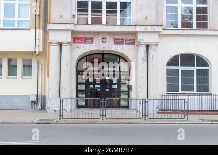 Gorzow Wielkopolski, Polen - 1. Juni 2021: Komplex der elektrischen Schulen. Stockfoto