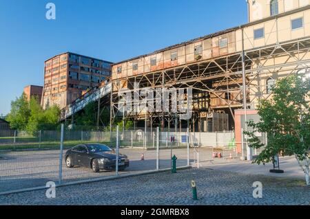 Walbrzych, Polen - 3. Juni 2021: Blick auf die ehemalige Kohlemine in Walbrzych. Stockfoto