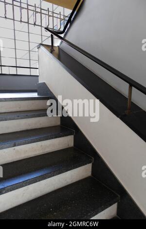 Bauhaus, erste Schule für Industriedesign. Dessau, Deutschland. Hochwertige Fotos Stockfoto