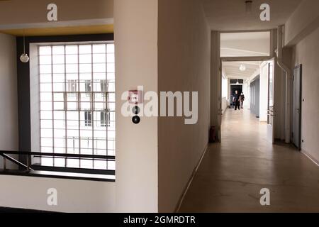 Bauhaus, erste Schule für Industriedesign. Dessau, Deutschland. Hochwertige Fotos Stockfoto