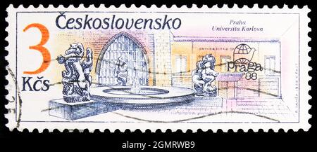 MOSKAU, RUSSLAND - 6. NOVEMBER 2019: Die in der Tschechoslowakei gedruckte Briefmarke zeigt PRAGA ’88 - Prager Brunnen, Serie, um 1988 Stockfoto