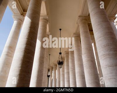 Der Vatikan, Rom - Oktober 2014; der Vatikan in Rom, Italien, ist das geistliche und zeitliche Herz der römisch-katholischen Kirche. Das Design ist grundsätzlich Stockfoto