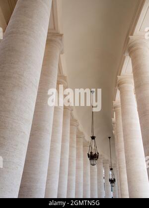 Der Vatikan, Rom - Oktober 2014; der Vatikan in Rom, Italien, ist das geistliche und zeitliche Herz der römisch-katholischen Kirche. Das Design ist grundsätzlich Stockfoto