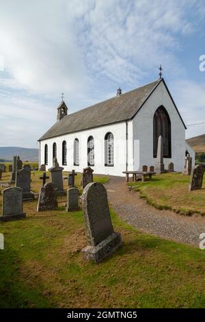 Amulree und Strathbraan Kirche eine schöne weiße ländliche Kirche Stockfoto