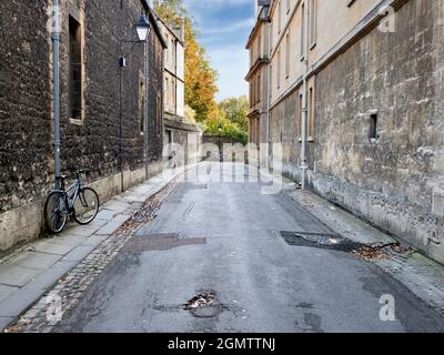 Oxford, England, 10. Oktober 2019; die historische Stadt Oxford hat viele berühmte Sehenswürdigkeiten, Wahrzeichen und Universitäten zu sehen. Aber genauso interesti Stockfoto