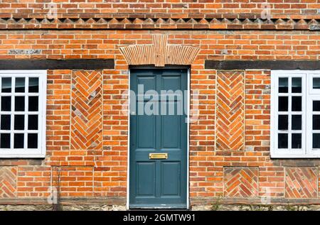 Sutton Courtenay, Oxfordshire, England - 20. Juli 2020; keine Menschen im Blick. Es gibt so viele wirklich alte Häuser in einigen unserer benachbarten Cotswolds an Stockfoto