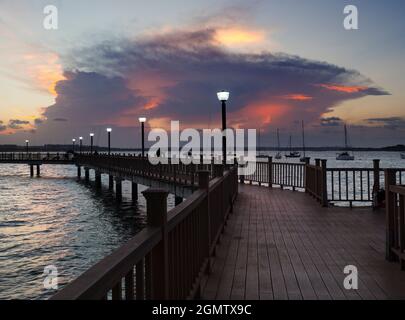 Changi, Singapur - 19. März 2019 die malerische Promenade Changi Point schlängelt sich um die Nordspitze Singapurs, mit Blick auf den Hafen von Serangoon und den Süden Stockfoto