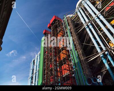 Paris, Frankreich - 20. September 2018 das Centre Pompidou ist ein radikales Kultur-, Kunst- und Unterhaltungszentrum im Viertel Beaubourg des 4. Arrondis Stockfoto