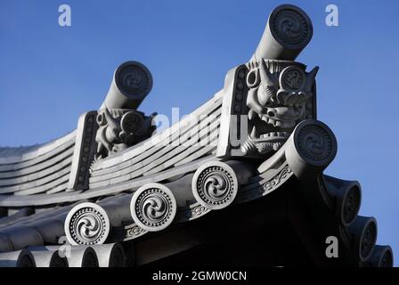 Sanjusangen-do ist ein buddhistischer Tendai-Tempel im Higashiyama-Distrikt von Kyoto, Japan. Seine Hauptgottheit ist Sahasrabhuja-arya-avalokitesvara oder die Tausend Stockfoto