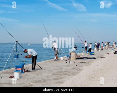 Zadar ist die älteste kontinuierlich bewohnte Stadt in Kroatien. Es liegt an der Adria, im nordwestlichen Teil der Region Ravni Kotari. Das c Stockfoto