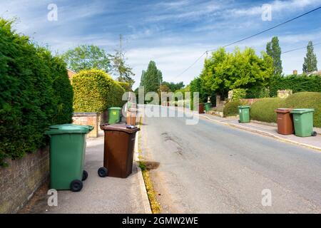 Radley Village, Oxfordshire, England - 8. August 2019 in meinem Heimatdorf Radley in Oxfordshire gibt es ein heiliges Ritual, das man ohne dieses Ritual durchführen muss Stockfoto