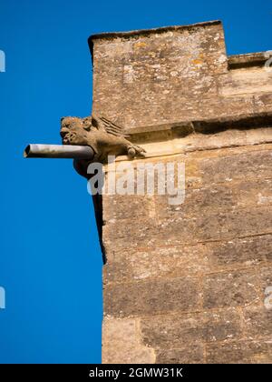 Radley, Oxfordshire, England - 30. August 2018 Dies ist die schöne anglikanische Pfarrkirche von St. James dem Großen in meinem Heimatdorf Radley. Integriert Stockfoto