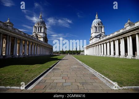 Das Old Royal Naval College ist das architektonische Herzstück des Maritime Greenwich, eines der wichtigsten UNESCO-Weltkulturerbestätten in London. Im Jahr 1692 wurde die Royal H Stockfoto